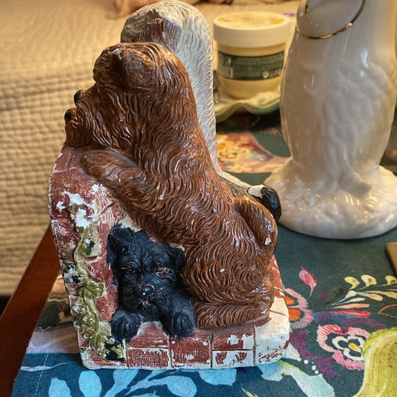Adorable authentic chalk doggies bookend, one only. See pic for wear, so cute❤️! - Picture 2 of 6